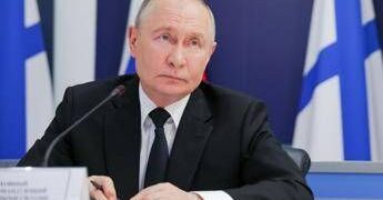 Putin ammette: “Da raid Ucraina danni a economia”. Russia costretta a importare carburante
