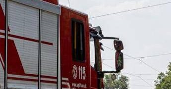 Roma, in fiamme cabina elettrica nel reparto dialisi del Gemelli: pazienti evacuati