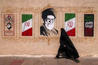 Sanzioni e blocco navale Usa, le misure dell’Iran: Teheran verso un’economia di sopravvivenza