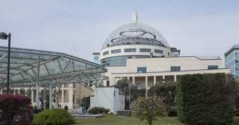 Scambio di embrioni al San Raffaele, riprende attività del centro di Medicina della Riproduzione