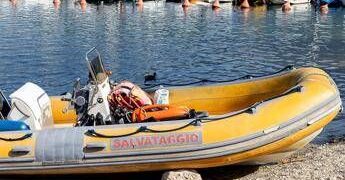Si tuffa e non riemerge più, militare Usa morto nel lago di Barcis: prestava servizio alla base di Aviano