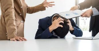 Stress da rientro a lavoro? Lo psicologo, ‘non serve tornare subito al 100%, ecco cosa fare’