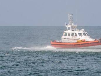 Sub ucciso da eliche gommone a Lampedusa, martedì l’autopsia. Indagate due persone