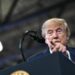 Trump e la mappa con lo Stretto di Hormuz: “Nuovo territorio Usa”. Ira di Teheran: “Illusione che correggeremo”