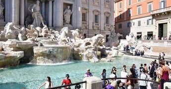 Turismo, in Italia estate 2026 da record: a luglio presenze stranieri +6%