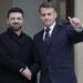 Ucraina, Macron sente Zelensky: “Orrore per raid russi, presto nuovi intercettori a Kiev”