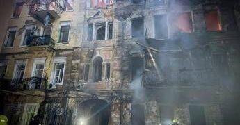 Ucraina, nuovi attacchi russi a Kharkiv e Odessa. Tensione anche a Zaporizhzhia