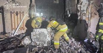 Ucraina, nuovo attacco di droni russi su Zaporizhzhia: un morto e 6 feriti