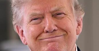 Usa, Trump pubblica classifica migliori presidenti della storia. E il primo è lui