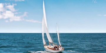 Dove navigare in Sardegna: le zone perfette per velisti di ogni livello