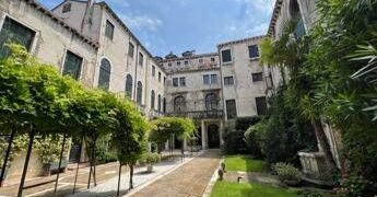 A Venezia la Maison Pierre Cardin inaugura Palazzo Cardin, il museo dedicato al suo fondatore