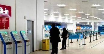 Aeroporti, hub silenziosi: Venezia modello italiano ‘meno annunci e più digitale’