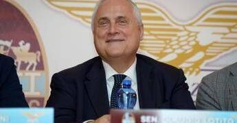 Aggiotaggio su quote della Lazio, perquisiti vertici Banca del Fucino e Luigi Bisignani