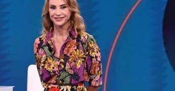 Ascolti tv, alla ‘Notte dei serpenti’ la prima serata: la ‘Vita in Diretta’ conquista il pomeriggio