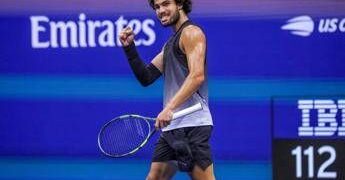 Atp Finals, Alcaraz raggiunge Sinner a Torino e Cobolli resta in corsa: come cambia la race