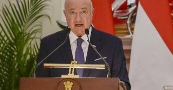 Austria, il cancelliere Stocker vuole una legge contro ‘l’Islam politico’