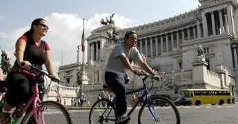Blocco del traffico a Roma, ecco le date delle prossime domeniche ecologiche nella Capitale