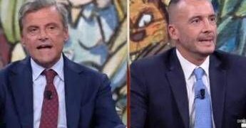 Calenda contro Casalino: “Conferma che M5S è stato la più grossa presa in giro subita dagli italiani”