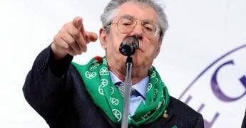 Camera, giovedì la presentazione del libro su Bossi con Fontana, Salvini e Giorgetti