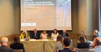 Cancro al seno precoce, in Italia in 5 anni prescritti oltre 30mila test genomici