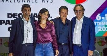 Centrosinistra, prove di unità dei leader sul palco di Avs. Tra dubbi di Conte su Renzi, nodo Kiev e primarie sullo sfondo