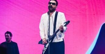 Cesare Cremonini, stasera su Rai1 lo show al Circo Massimo: gli ospiti