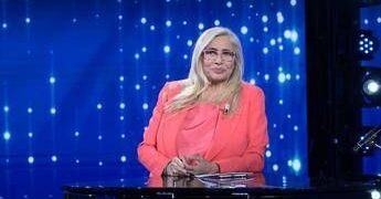 Domenica In, al via la nuova stagione: da Pausini a Bova, tutti gli ospiti di Mara Venier