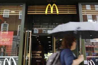 Era commesso al McDonald’s, 50 anni dopo… apre sei ristoranti