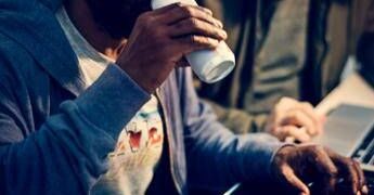 Esiste la dipendenza da energy drink? “Possono fare male alla salute”