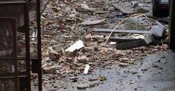 Esplosione in una villetta ad Andria, due morti: cosa sappiamo, i punti ancora da chiarire