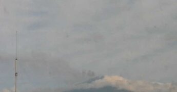 Etna in eruzione, nuovi disagi all’aeroporto di Catania: voli in arrivo sospesi fino alle 16