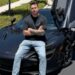 Finisce con la sua McLaren contro un albero e l’auto prende fuoco: morto a 27 anni l’influencer James Wehr