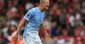 “Il Var ha sbagliato”, Manchester City vince il derby con gol irregolare