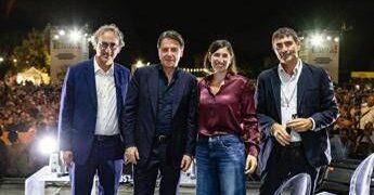Il dibattito con Schlein, Conte, Bonelli e Fratoianni parte con una foto e la promessa: “Con noi al governo riconoscimento Palestina”