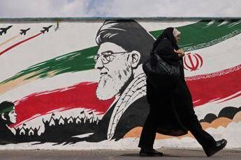 Iran, Nyt: “Teheran propone a Usa piano di 7 giorni per fine guerra e riapertura Hormuz”