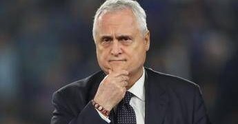 La guerra a Lotito e le accuse false, quattro casi sotto esame