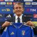 Mancini riapre il ciclo azzurro da Coverciano: “Torno per vincere, ho fiducia nei giovani”