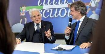 Mattarella: “La scuola è la più efficace leva di integrazione. Le violenze? I genitori non si sottraggano all’alleanza coi docenti”
