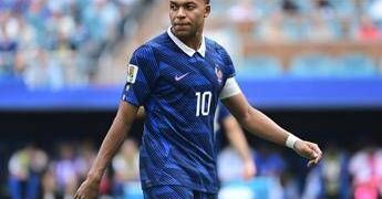Mbappé: “Io come Ronaldo? La Francia non mi farà mai giocare fino a 41 anni”