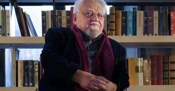 Morto Enzo Bianchi, fondatore della comunità monastica di Bose: aveva 83 anni