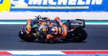 MotoGp, Acosta leader nelle libere e Bezzecchi sesto