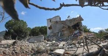 Nuovi raid israeliani in Libano, “11 morti: c’è anche un neonato”
