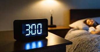 Ora solare e stress da mini jet-lag, l’immunologo: “Non è solo colpa delle lancette”