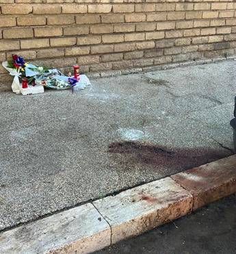 Ostia, sangue in strada dopo l’omicidio‑suicidio di tre giorni fa: residenti sotto choc