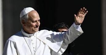 Papa: “Mai delegare ad algoritmi decisioni che spettano solo all’uomo”