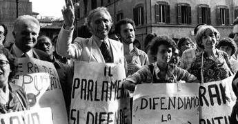 Parachini, compagna di Pannella: “Una vita con Emma tra tante battaglie, faccia a faccia con la storia”