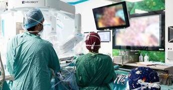 Per la prima volta in Italia rimossi un tumore del colon e uno della prostata in telechirurgia