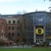 Phil Knight, co-fondatore della Nike, e la donazione record all’Università dell’Oregon: “Assegno da un miliardo di dollari”