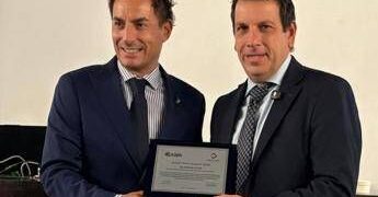 Porti, Autorità Mar Tirreno Centro Settentrionale riceve Smart Ports Award