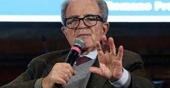 Prodi: “Meloni come Vannacci vuole Europa debole, Ue finita se vince Afd”